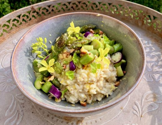 Lena kocht: Mandel-Risotto mit grünem Spargel